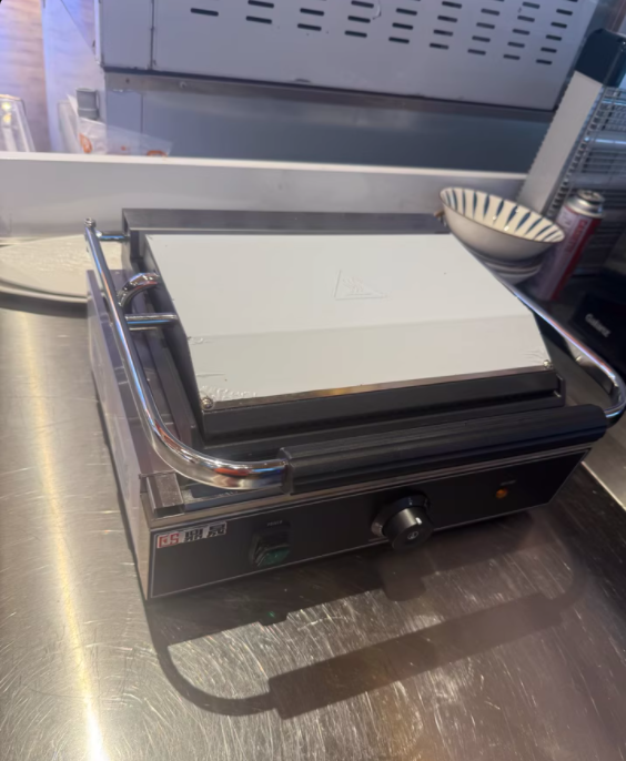 Profesjonalny elektryczny gril – Commercial Panini Press Sandwich Grill recenzja i cena
